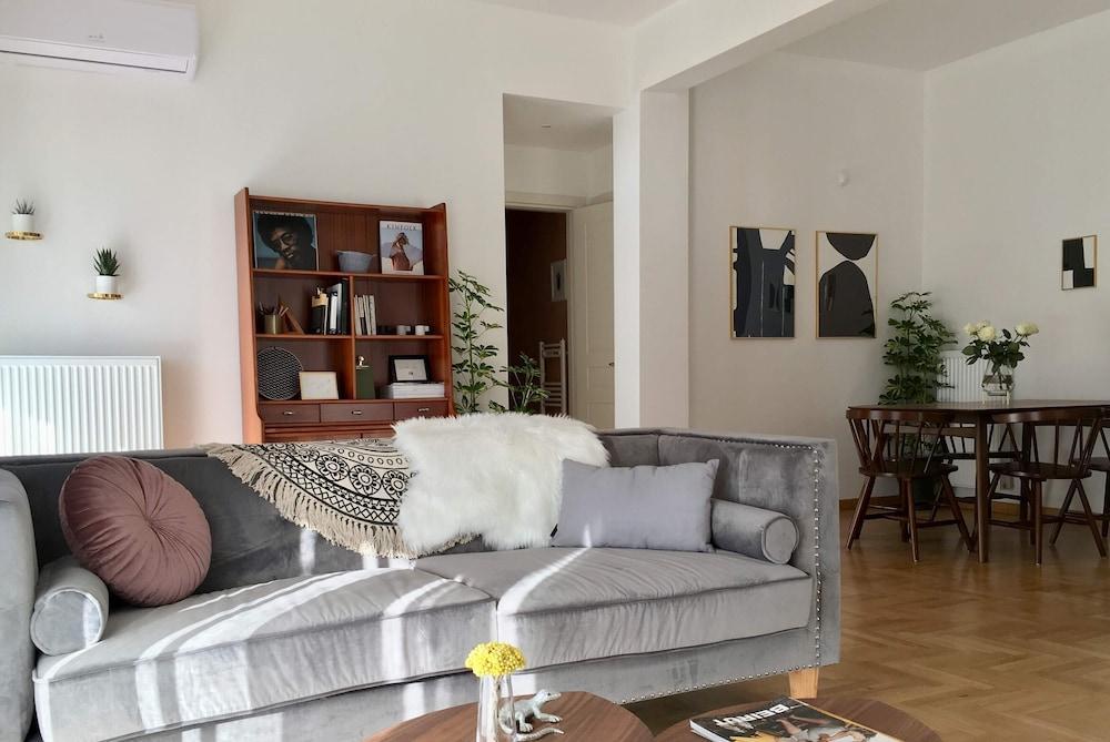 Sunkissed Rooftop Apartments Атина Екстериор снимка
